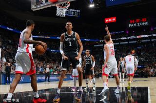 在训练中不 在训练中不