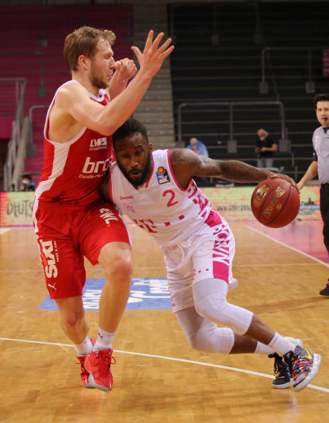 篮板二次丢 篮板二次丢